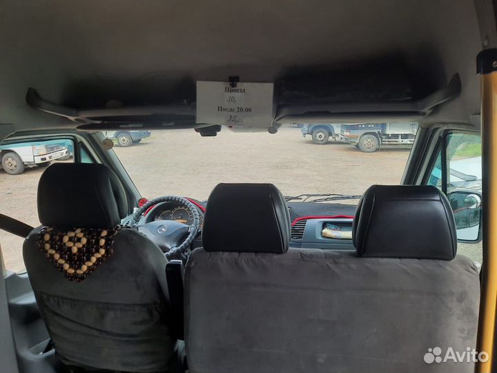 Автобус mercedes