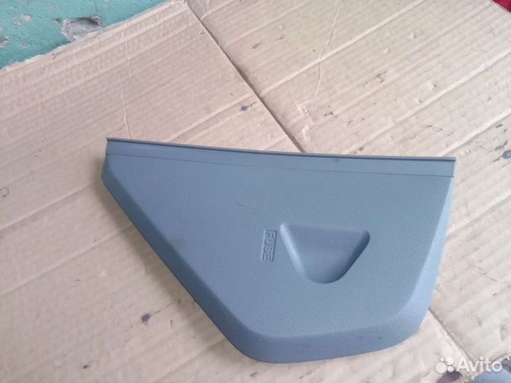 Крышка боковая левая торпеды Chevrolet Aveo T200