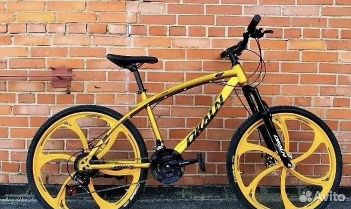 Велосипед на литых дисках