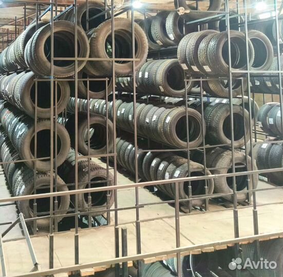 Goodyear UltraGrip Ice 2 235/55 R17 99M