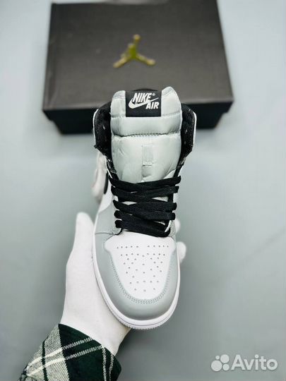 Кроссовки Джорданы Nike Air Jordan 1 зимние