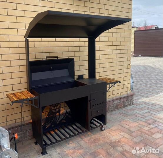 Мангал с крышей