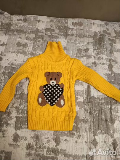 Детские свитеры