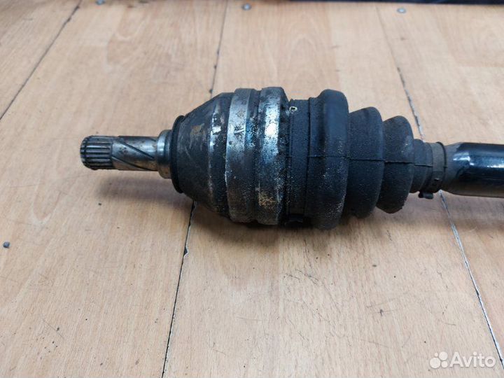 Привод передний правый Opel Vectra C Z18XER 2008