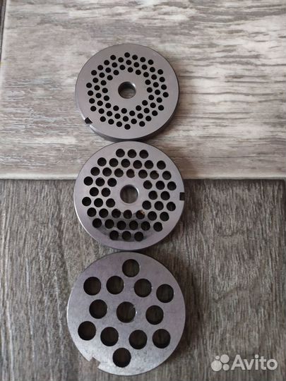 Продам запасные части для мясорубки Браун 1100/130