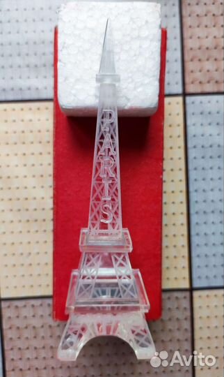 Сувенир Эйфелева башня
