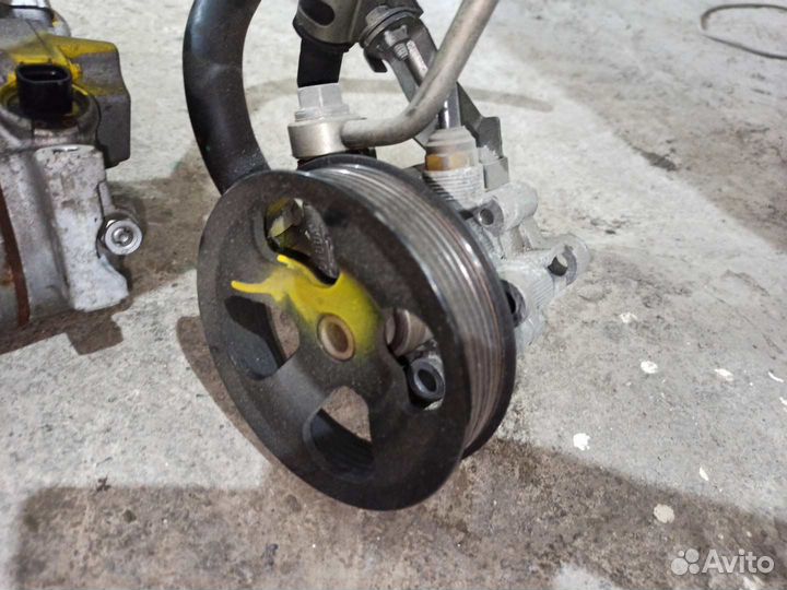 Насос гур Toyota Camry 40 3.5 2GR