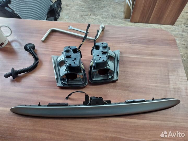 Фонари вставки в багажник bmw 3 e46 седан