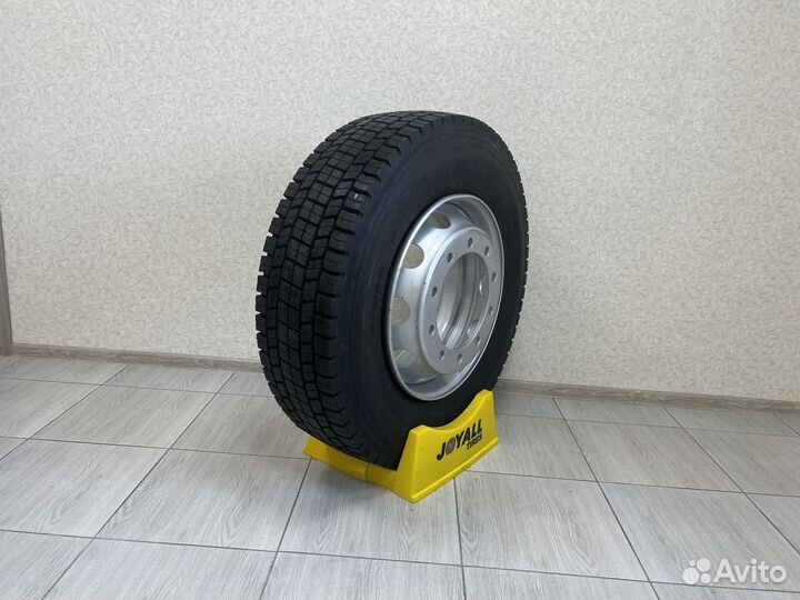 Грузовая шина 11R22,5