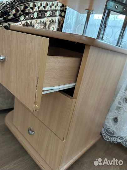 Компьютерный стол