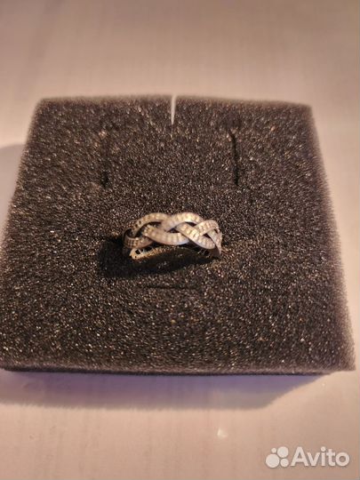 Серебряное кольцо pandora