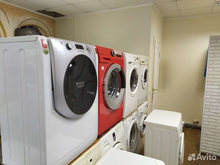 Стиральная машина Hotpoint Aqualtis