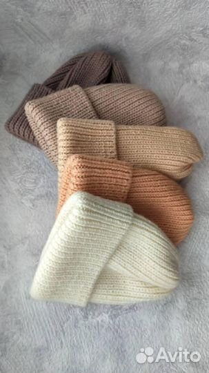 Шапка женская вязаная ручная работа