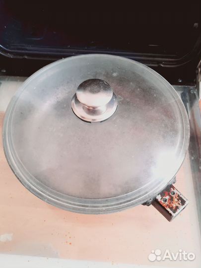 Сковорода чугунная с крышкой