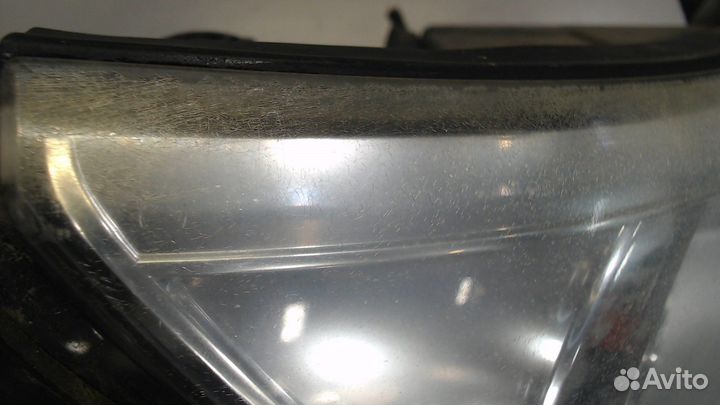 Фара (передняя) Volkswagen Tiguan, 2011