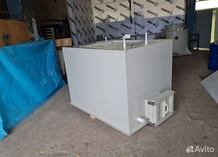 Теплая ёмкость для перевозки рыбы