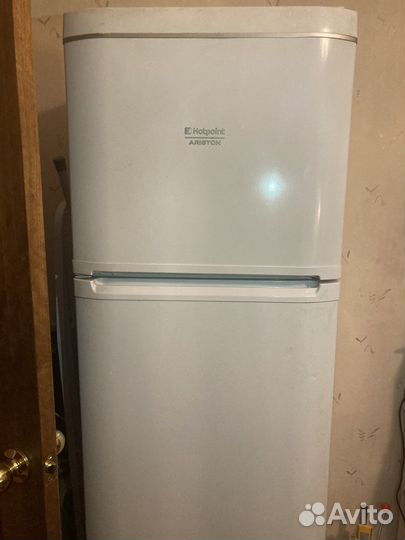 Холодильник hotpoint ariston бу