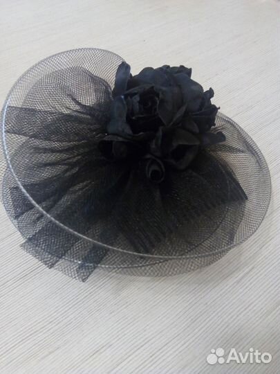 Украшение для волос. Гребешок