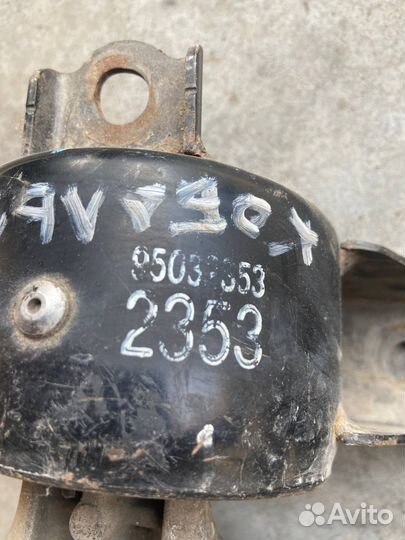 Кронштейн опоры двигателя Chevrolet Cobalt 9685262