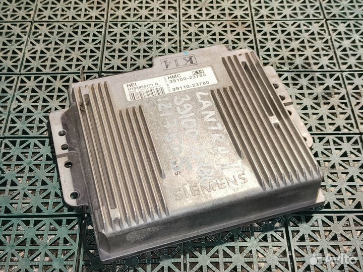 Эбу двигателeм Нyundаi Lаntrа II 1.6