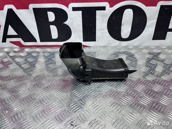 Воздуховод BMW F20 F30