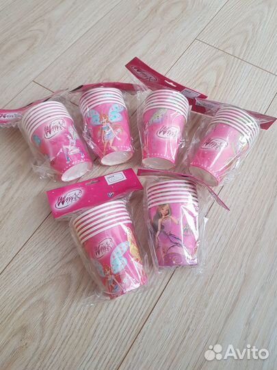 Бумажные стаканчики