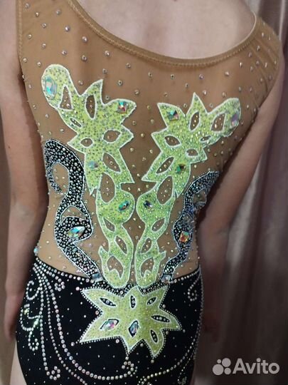 Купальник для художественной гимнастики