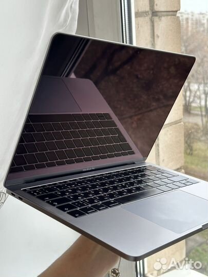 Apple macbook pro 13 2017 128gb