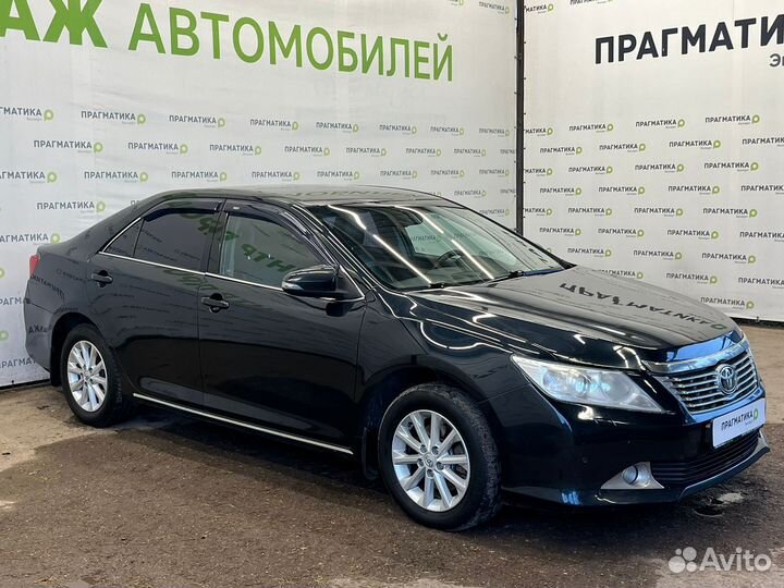 Toyota Camry 2.5 AT, 2011, 220 000 км