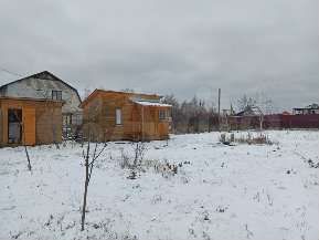 Дом 15 м² на участке 7 сот.