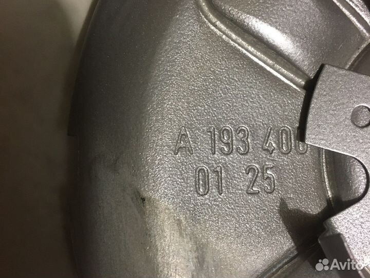 Колпак колесного диска новый Chrysler Crossfire