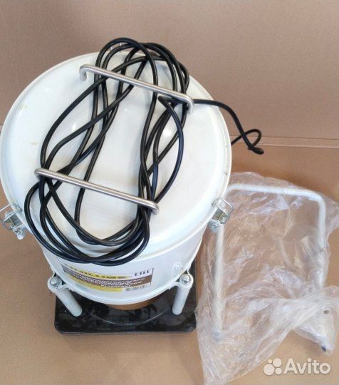 Передвижной электрический солидолонагнетатель Lube