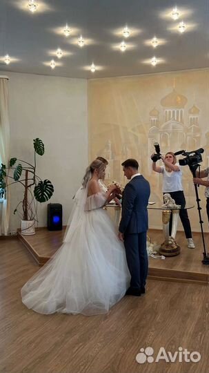 Свадебное платье