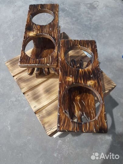 Подставка под миски