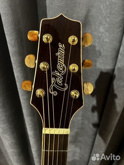 Электроакустическая гитара takamine