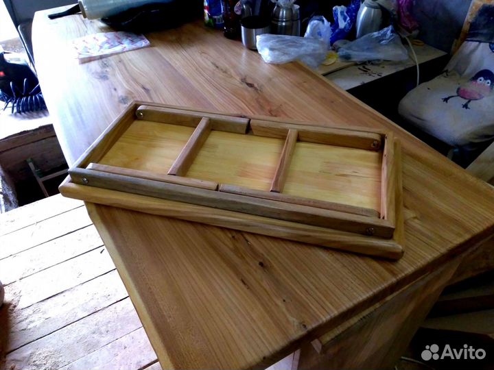 Столик для ноутбука в кровать