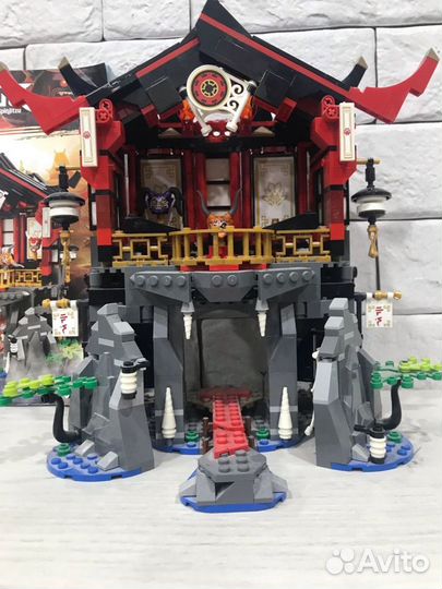 Lego Ninjago 70643 Храм воскресения