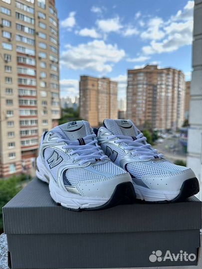 Кроссовки new balance 530