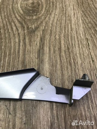 Накладка на крыло передняя правая Opel Astra H