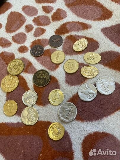 Монеты магнит
