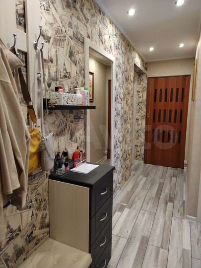 2-к. квартира, 42 м², 2/4 эт.