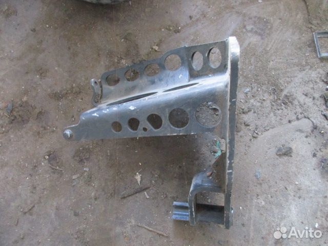 Кронштейн переднего бампера MAN TGA