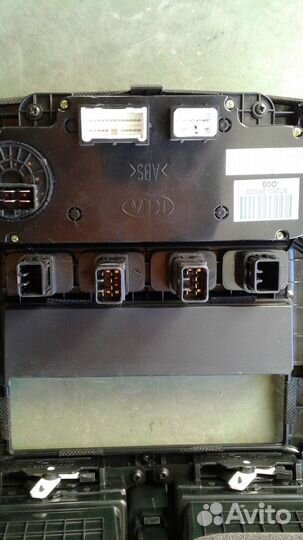 Панель управления на KIA cerato 1-го пок