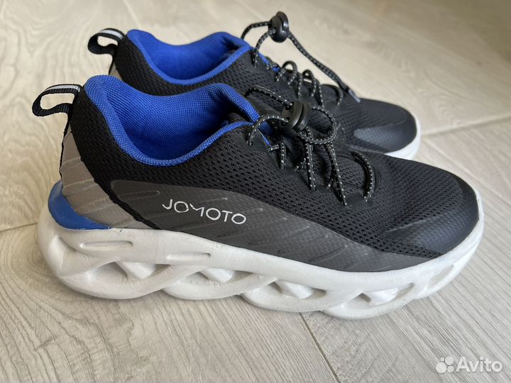 Кроссовки для мальчика