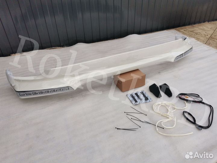 Обвес на Land Cruiser 200 12-2015 год Передний LED