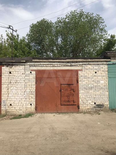 Гараж, > 30 м²