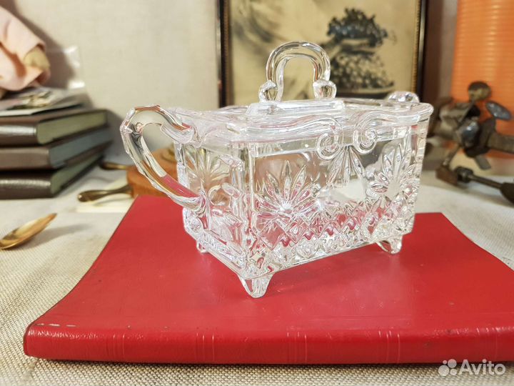 Ваза хрустальная. Кобальт. Ларец - стекло