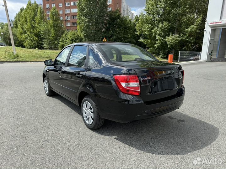 LADA Granta 1.6 МТ, 2024, 5 км