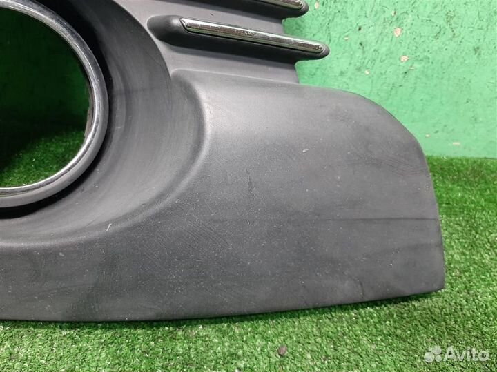 Рамка птф правая Peugeot 3008 2010