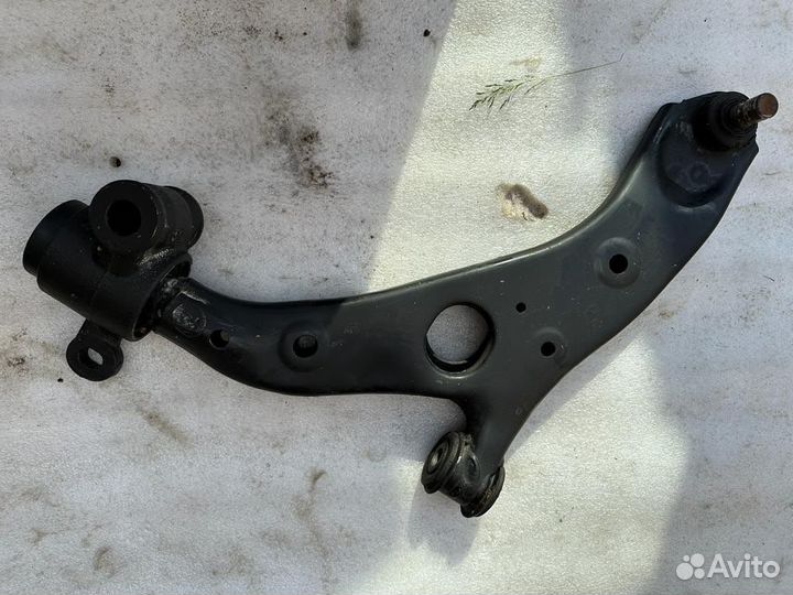 Рычаг передний Mazda CX-5 (2012-2022)